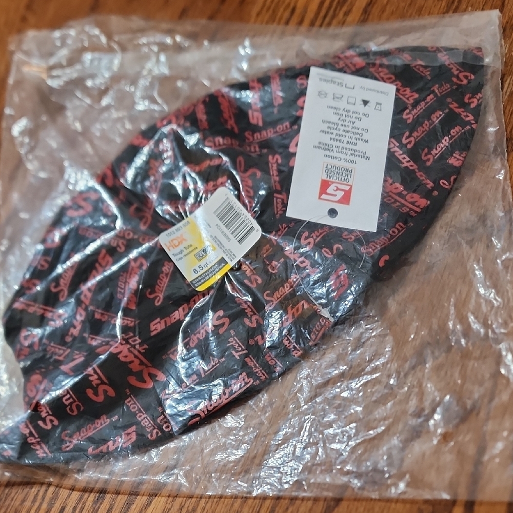 Snap-on Black and Red Bucket Hat